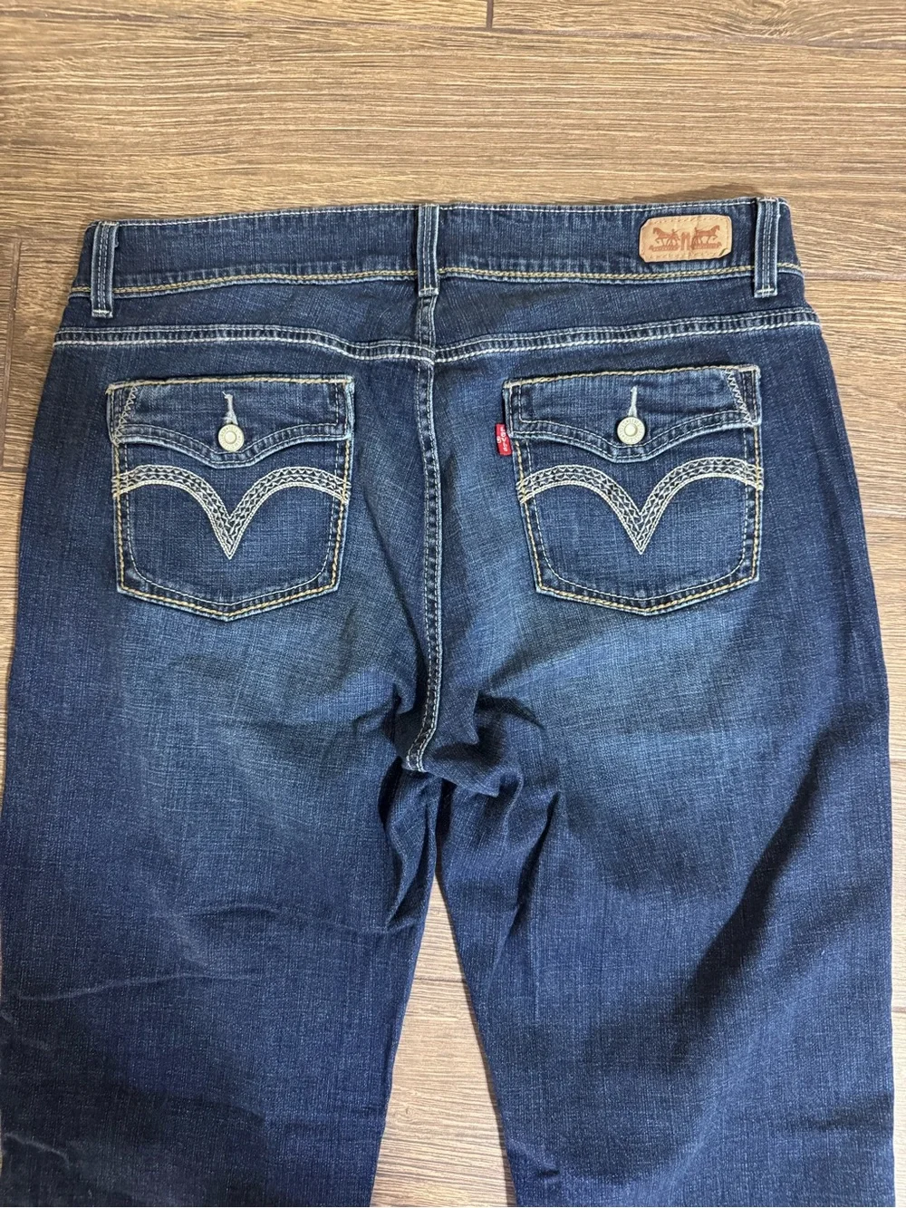 Levis levi wide